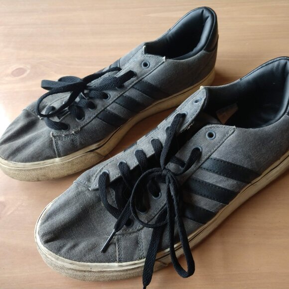 Adidas Men's Cloudfoam Running Shoes | Dark Gray | Men's Size 10 - Picture 1 of 5